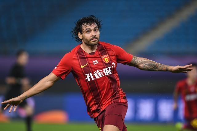 manbetx-没隔阂没意见关系很好！卡帅谈高拉特阿兰外租原因